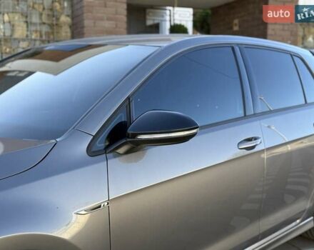 Сірий Фольксваген Гольф Р, об'ємом двигуна 1.98 л та пробігом 142 тис. км за 19500 $, фото 7 на Automoto.ua