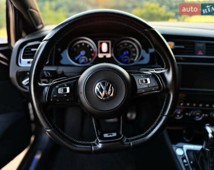 Серый Фольксваген Гольф Р, объемом двигателя 2 л и пробегом 155 тыс. км за 22900 $, фото 15 на Automoto.ua