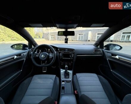 Серый Фольксваген Гольф Р, объемом двигателя 1.98 л и пробегом 142 тыс. км за 18500 $, фото 24 на Automoto.ua