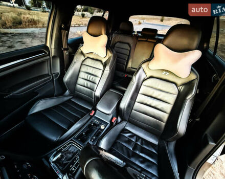 Серый Фольксваген Гольф Р, объемом двигателя 2 л и пробегом 155 тыс. км за 22900 $, фото 26 на Automoto.ua