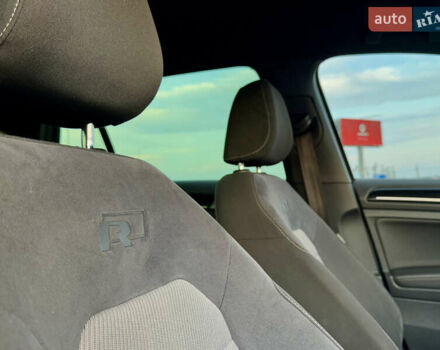 Сірий Фольксваген Гольф Р, об'ємом двигуна 2 л та пробігом 141 тис. км за 21900 $, фото 50 на Automoto.ua