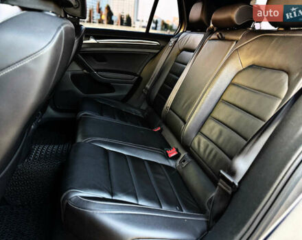 Серый Фольксваген Гольф Р, объемом двигателя 2 л и пробегом 155 тыс. км за 22900 $, фото 24 на Automoto.ua