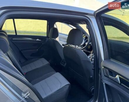 Сірий Фольксваген Гольф Р, об'ємом двигуна 1.98 л та пробігом 142 тис. км за 19500 $, фото 21 на Automoto.ua
