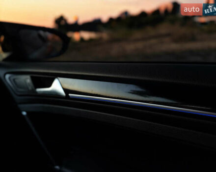 Серый Фольксваген Гольф Р, объемом двигателя 2 л и пробегом 155 тыс. км за 22900 $, фото 17 на Automoto.ua