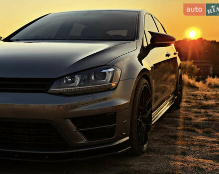 Серый Фольксваген Гольф Р, объемом двигателя 2 л и пробегом 155 тыс. км за 22900 $, фото 4 на Automoto.ua