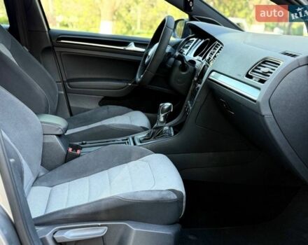 Серый Фольксваген Гольф Р, объемом двигателя 1.98 л и пробегом 142 тыс. км за 18500 $, фото 22 на Automoto.ua