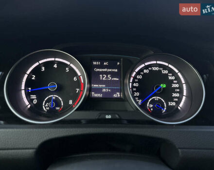 Сірий Фольксваген Гольф Р, об'ємом двигуна 1.98 л та пробігом 118 тис. км за 21200 $, фото 10 на Automoto.ua