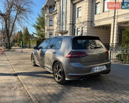 Серый Фольксваген Гольф Р, объемом двигателя 2 л и пробегом 78 тыс. км за 20500 $, фото 7 на Automoto.ua