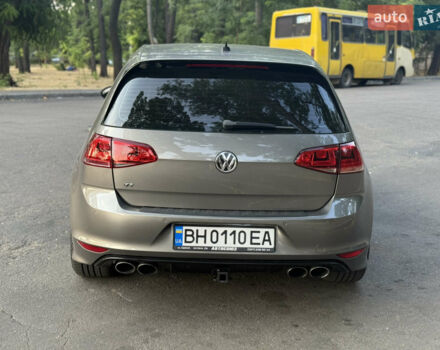 Серый Фольксваген Гольф Р, объемом двигателя 1.98 л и пробегом 118 тыс. км за 19500 $, фото 4 на Automoto.ua