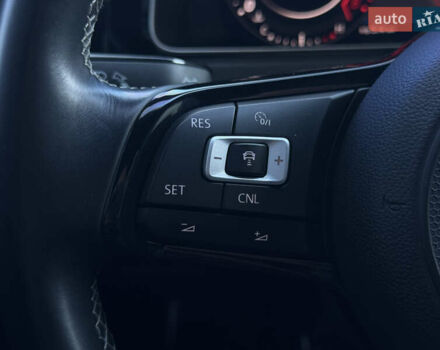 Серый Фольксваген Гольф Р, объемом двигателя 1.97 л и пробегом 143 тыс. км за 23999 $, фото 78 на Automoto.ua