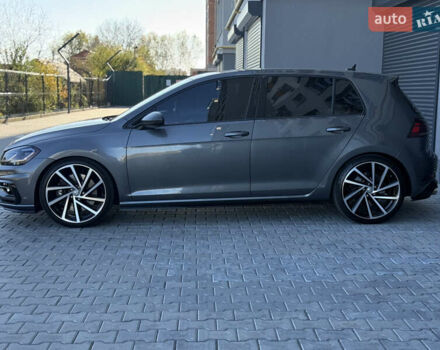 Серый Фольксваген Гольф Р, объемом двигателя 1.97 л и пробегом 143 тыс. км за 23999 $, фото 2 на Automoto.ua