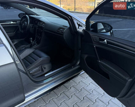 Серый Фольксваген Гольф Р, объемом двигателя 1.97 л и пробегом 143 тыс. км за 23999 $, фото 110 на Automoto.ua