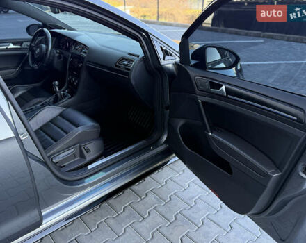 Серый Фольксваген Гольф Р, объемом двигателя 1.97 л и пробегом 143 тыс. км за 23999 $, фото 109 на Automoto.ua