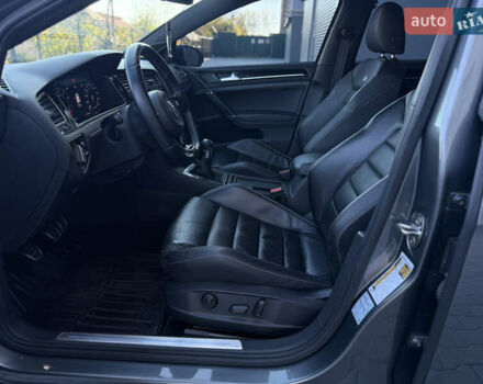 Серый Фольксваген Гольф Р, объемом двигателя 1.97 л и пробегом 143 тыс. км за 23999 $, фото 92 на Automoto.ua