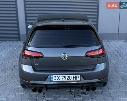 Серый Фольксваген Гольф Р, объемом двигателя 1.97 л и пробегом 143 тыс. км за 23999 $, фото 29 на Automoto.ua