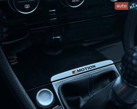 Серый Фольксваген Гольф Р, объемом двигателя 1.97 л и пробегом 143 тыс. км за 23999 $, фото 75 на Automoto.ua