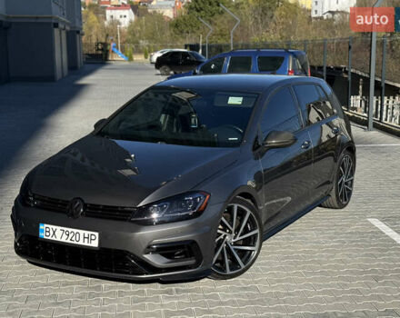 Серый Фольксваген Гольф Р, объемом двигателя 1.97 л и пробегом 143 тыс. км за 23999 $, фото 26 на Automoto.ua
