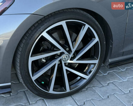 Серый Фольксваген Гольф Р, объемом двигателя 1.97 л и пробегом 143 тыс. км за 23999 $, фото 12 на Automoto.ua