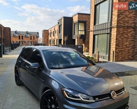 Сірий Фольксваген Гольф Р, об'ємом двигуна 1.97 л та пробігом 95 тис. км за 26000 $, фото 4 на Automoto.ua