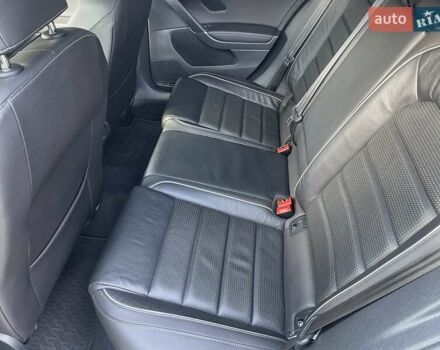 Серый Фольксваген Гольф Р, объемом двигателя 1.98 л и пробегом 50 тыс. км за 26500 $, фото 5 на Automoto.ua