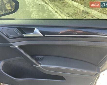 Серый Фольксваген Гольф Р, объемом двигателя 1.98 л и пробегом 50 тыс. км за 28700 $, фото 10 на Automoto.ua