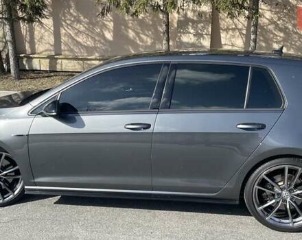 Серый Фольксваген Гольф Р, объемом двигателя 1.98 л и пробегом 50 тыс. км за 28700 $, фото 2 на Automoto.ua