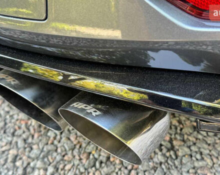 Сірий Фольксваген Гольф Р, об'ємом двигуна 1.98 л та пробігом 40 тис. км за 32000 $, фото 5 на Automoto.ua