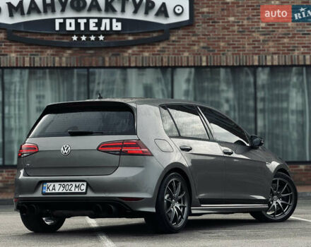 Сірий Фольксваген Гольф Р, об'ємом двигуна 2 л та пробігом 167 тис. км за 18700 $, фото 1 на Automoto.ua