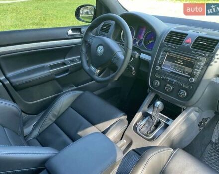 Синий Фольксваген Гольф Р, объемом двигателя 3.19 л и пробегом 172 тыс. км за 29000 $, фото 7 на Automoto.ua