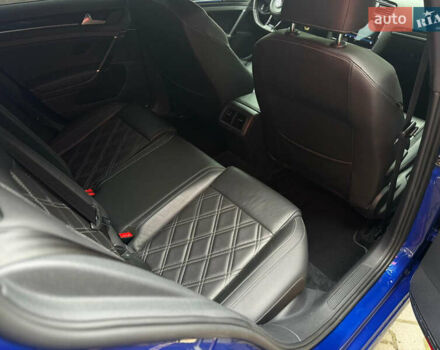 Синий Фольксваген Гольф Р, объемом двигателя 2 л и пробегом 123 тыс. км за 21700 $, фото 68 на Automoto.ua