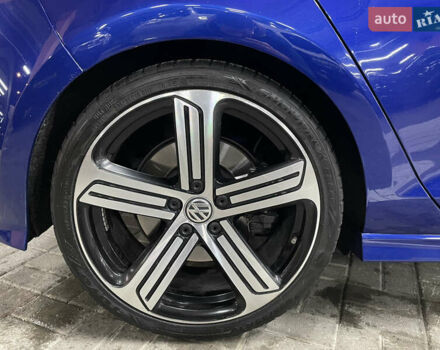 Синій Фольксваген Гольф Р, об'ємом двигуна 2 л та пробігом 131 тис. км за 21500 $, фото 6 на Automoto.ua