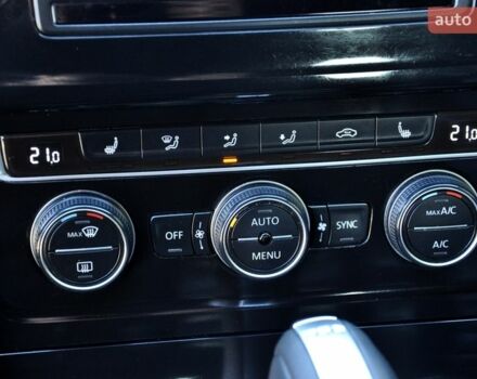 Синій Фольксваген Гольф Р, об'ємом двигуна 2 л та пробігом 144 тис. км за 14999 $, фото 37 на Automoto.ua