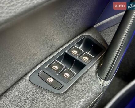 Синий Фольксваген Гольф Р, объемом двигателя 2 л и пробегом 143 тыс. км за 19500 $, фото 22 на Automoto.ua