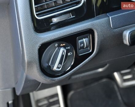 Синій Фольксваген Гольф Р, об'ємом двигуна 2 л та пробігом 144 тис. км за 14999 $, фото 33 на Automoto.ua