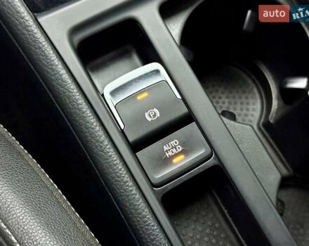 Синий Фольксваген Гольф Р, объемом двигателя 2 л и пробегом 143 тыс. км за 19500 $, фото 20 на Automoto.ua