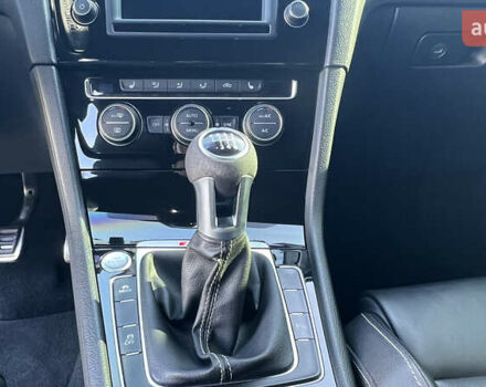 Синий Фольксваген Гольф Р, объемом двигателя 2 л и пробегом 81 тыс. км за 16888 $, фото 41 на Automoto.ua