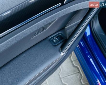 Синій Фольксваген Гольф Р, об'ємом двигуна 2 л та пробігом 67 тис. км за 25500 $, фото 103 на Automoto.ua