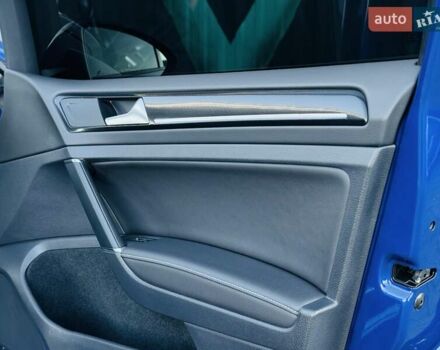 Синій Фольксваген Гольф Р, об'ємом двигуна 2 л та пробігом 67 тис. км за 25500 $, фото 113 на Automoto.ua