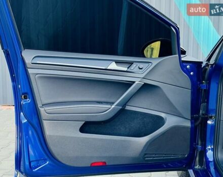 Синій Фольксваген Гольф Р, об'ємом двигуна 2 л та пробігом 67 тис. км за 25500 $, фото 95 на Automoto.ua