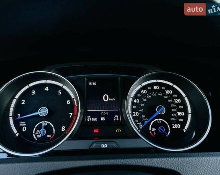 Синій Фольксваген Гольф Р, об'ємом двигуна 2 л та пробігом 67 тис. км за 25500 $, фото 138 на Automoto.ua