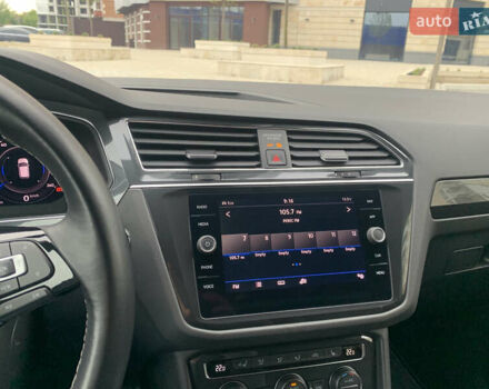 Синий Фольксваген Гольф Р, объемом двигателя 1.98 л и пробегом 24 тыс. км за 26500 $, фото 10 на Automoto.ua