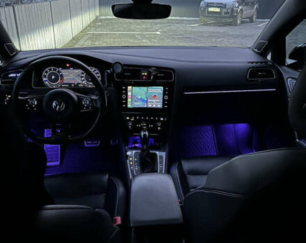 Синій Фольксваген Гольф Р, об'ємом двигуна 1.98 л та пробігом 71 тис. км за 27000 $, фото 23 на Automoto.ua