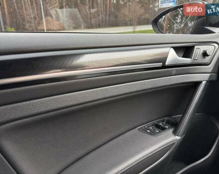 Синій Фольксваген Гольф Р, об'ємом двигуна 1.98 л та пробігом 65 тис. км за 35000 $, фото 25 на Automoto.ua