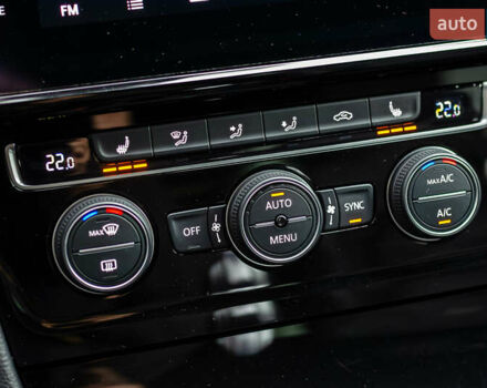 Синій Фольксваген Гольф Р, об'ємом двигуна 1.97 л та пробігом 36 тис. км за 29999 $, фото 27 на Automoto.ua