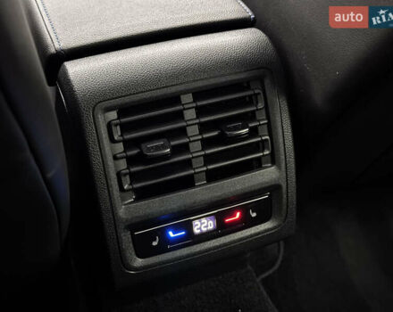 Синій Фольксваген Гольф Р, об'ємом двигуна 1.98 л та пробігом 36 тис. км за 39900 $, фото 29 на Automoto.ua