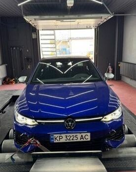 Синій Фольксваген Гольф Р, об'ємом двигуна 1.98 л та пробігом 20 тис. км за 37999 $, фото 28 на Automoto.ua