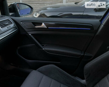 Синий Фольксваген Гольф Р, объемом двигателя 1.98 л и пробегом 285 тыс. км за 24500 $, фото 53 на Automoto.ua