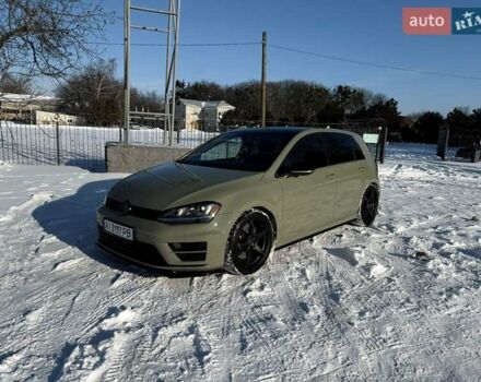 Зеленый Фольксваген Гольф Р, объемом двигателя 2 л и пробегом 155 тыс. км за 23300 $, фото 5 на Automoto.ua
