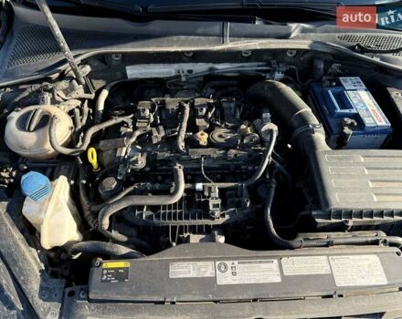 Зеленый Фольксваген Гольф Р, объемом двигателя 2 л и пробегом 155 тыс. км за 23300 $, фото 13 на Automoto.ua