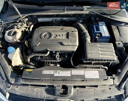 Зеленый Фольксваген Гольф Р, объемом двигателя 2 л и пробегом 155 тыс. км за 23300 $, фото 12 на Automoto.ua